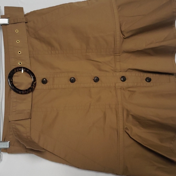 Banana Republic ruffle skirt in 2 tall - Picture 3 of 6